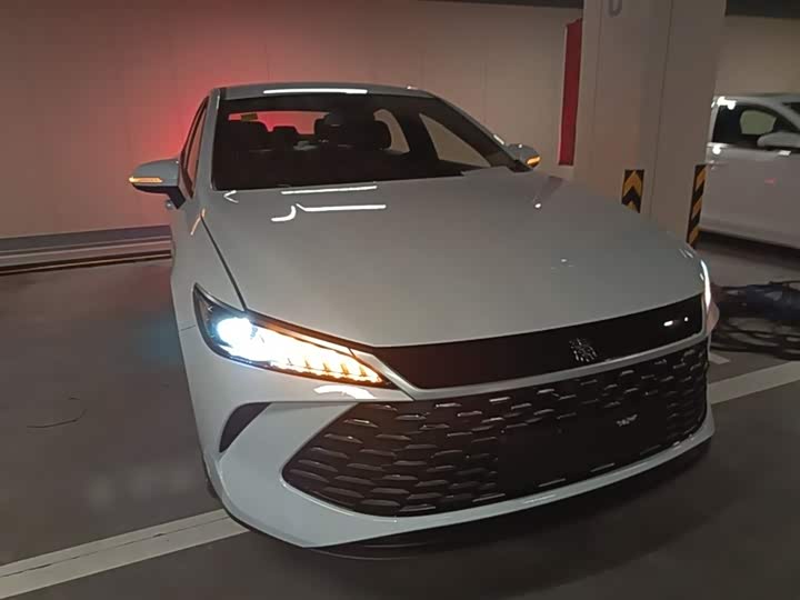 BYD Qin Plus, 2026 — фото 4 из 9
