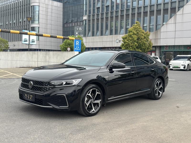 Volkswagen Passat, 2023 — купить в Москве под ключ
