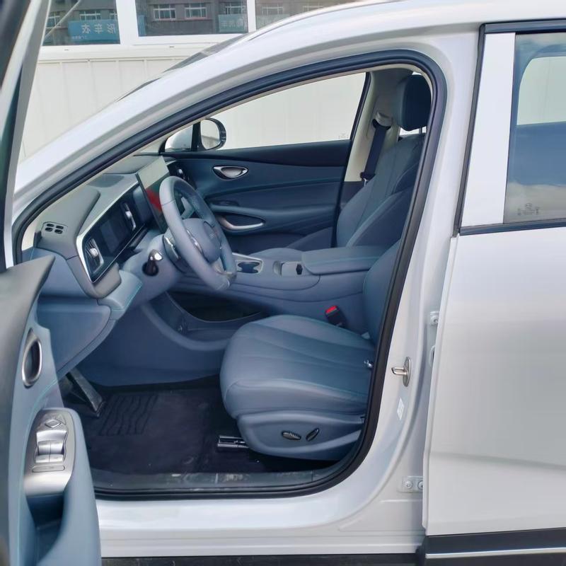 BYD Sea Lion 05 DM-i Hybrid, 2026 — фото 10 из 12