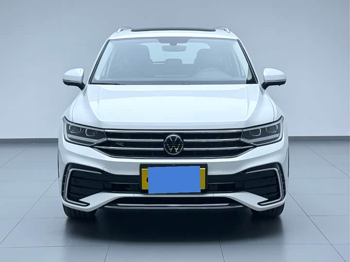 Volkswagen Tiguan L Pro, 2024 — фото 2 из 9