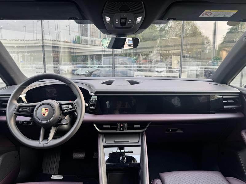 Porsche Macan EV, 2024 — фото 7 из 12