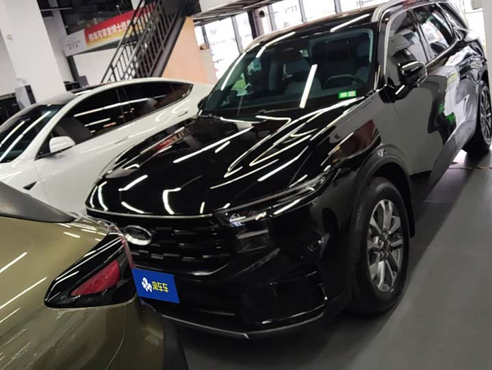 Ford Edge, 2024 — фото 2 из 9