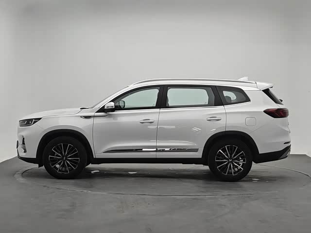 Chery Tiggo 8 Plus, 2021 — фото 3 из 9