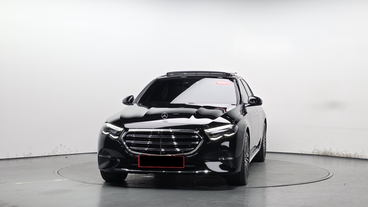 Mercedes-Benz E-Class, 2024 — фото 3 из 12