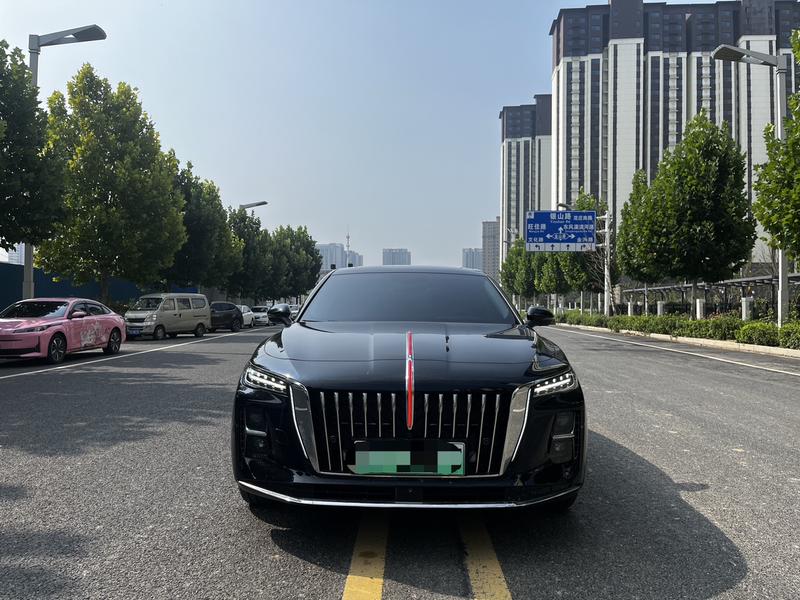 Hongqi H5 Hybrid, 2025 — фото 2 из 10