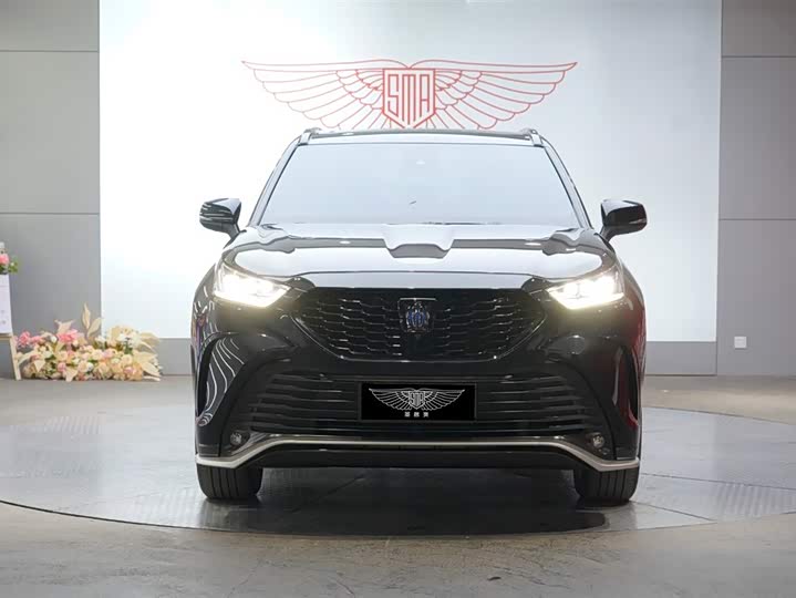 Toyota Crown Kluger, 2022 — фото 5 из 9