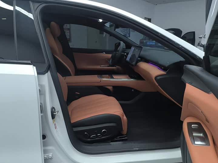 Changan Deepal L07, 2025 — фото 8 из 9