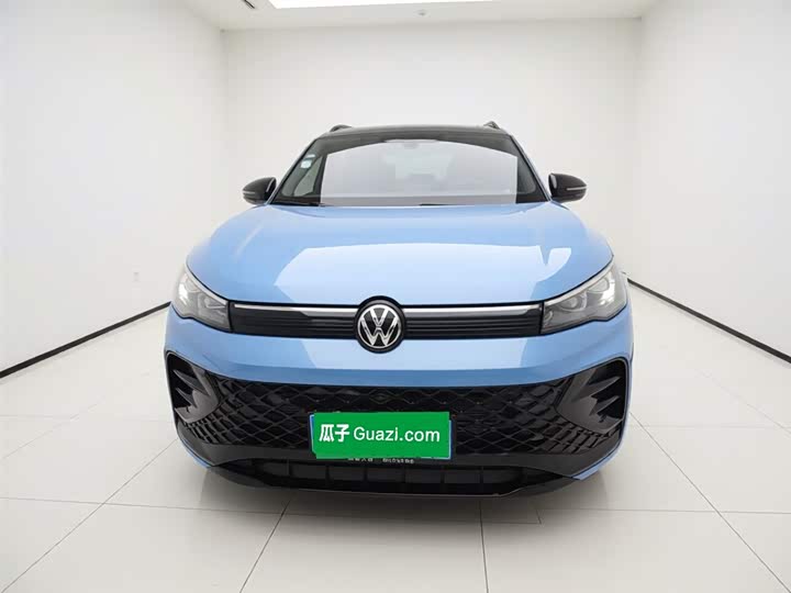Volkswagen Tiguan L Pro, 2024 — фото 3 из 9