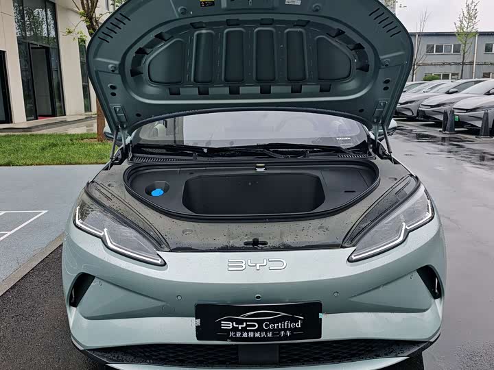 BYD Seal 06 Hybrid/EV, 2025 — фото 2 из 9