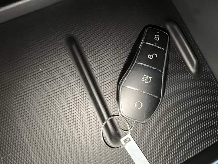 BYD Seal 06 Hybrid/EV, 2025 — фото 9 из 9