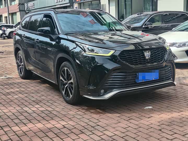 Toyota Crown Kluger, 2021 — фото 3 из 9