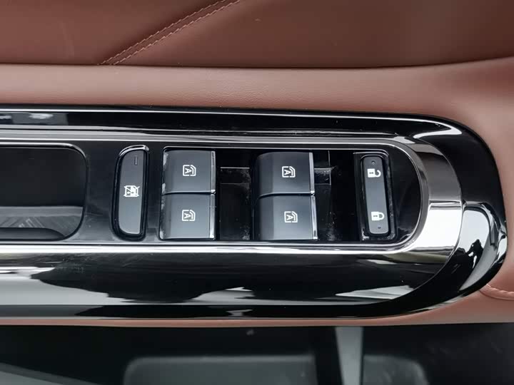 GAC Trumpchi E8, 2025 — фото 9 из 9