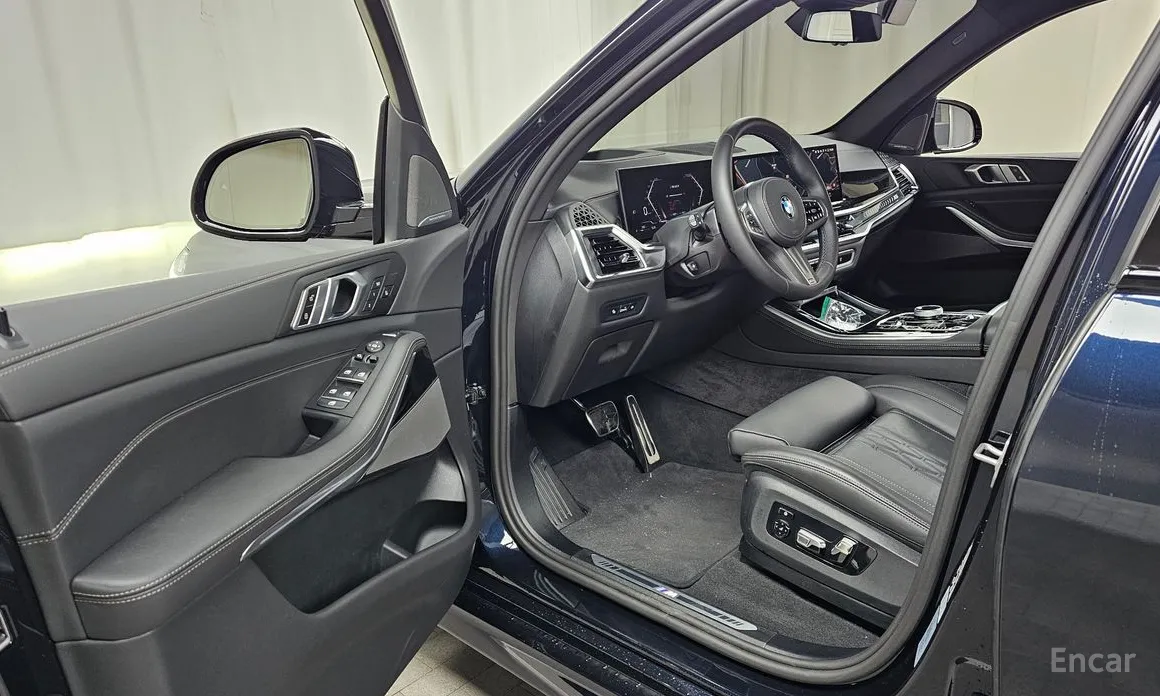 BMW X5, 2025 — фото 10 из 12