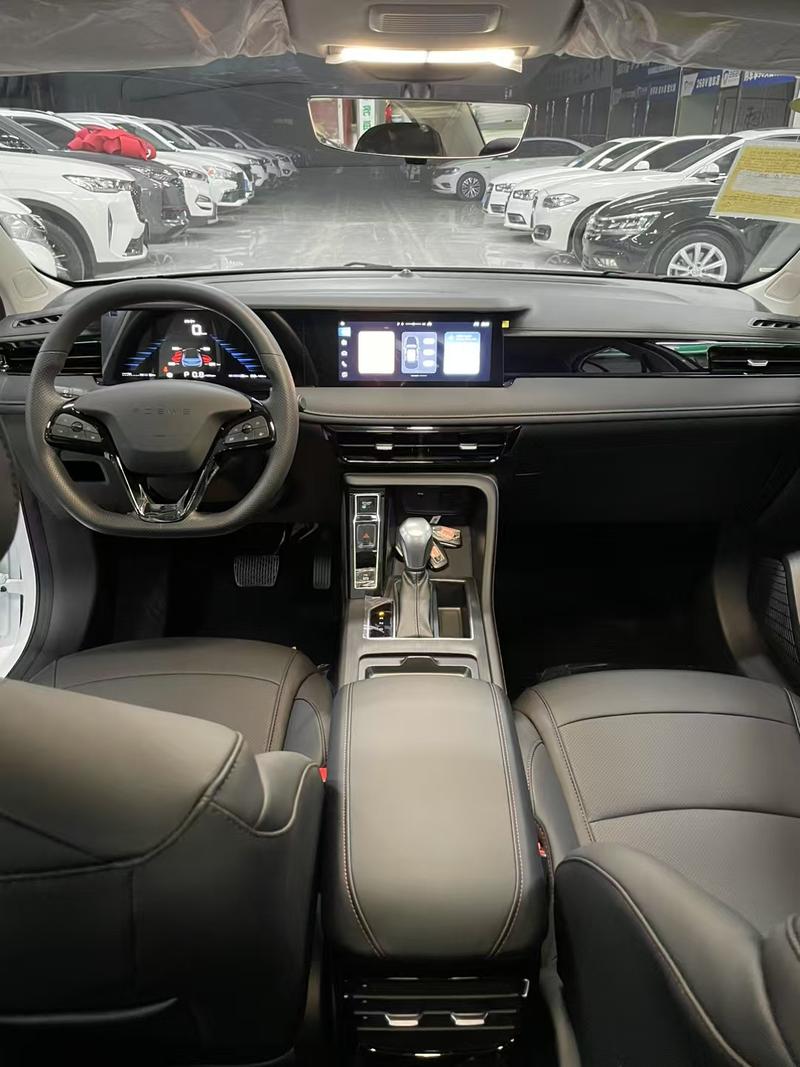 Roewe i5, 2024 — фото 6 из 9