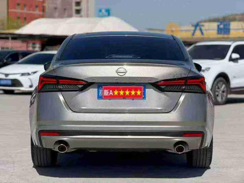 Nissan Teana, 2024 — фото 5 из 10