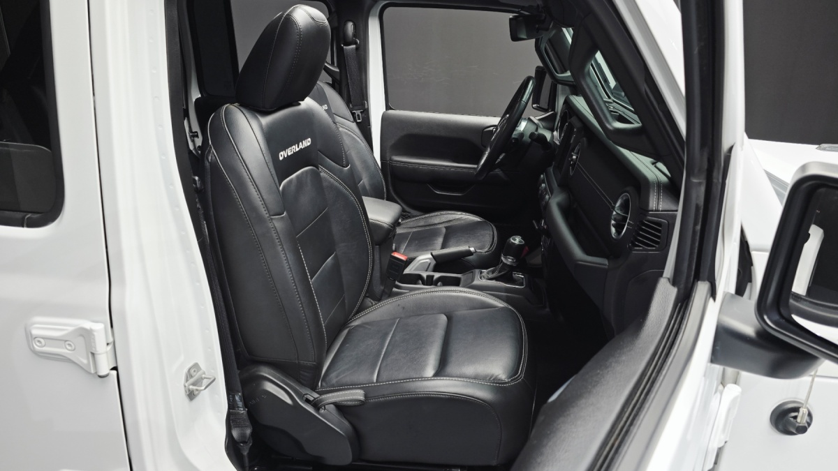Jeep Wrangler, 2023 — фото 10 из 12