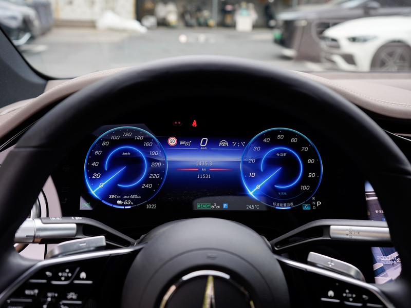 Mercedes-Benz EQS, 2023 — фото 8 из 12