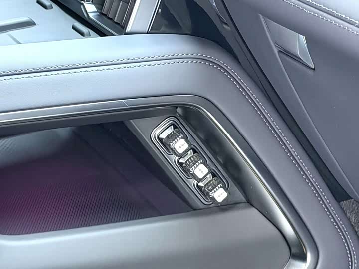 BYD FangChengBao Leopard 8, 2024 — фото 3 из 9