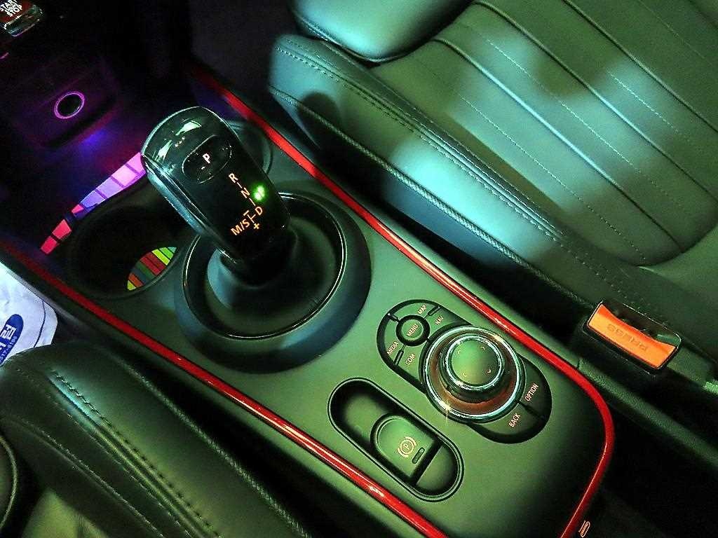 Mini Countryman, 2023 — фото 11 из 12