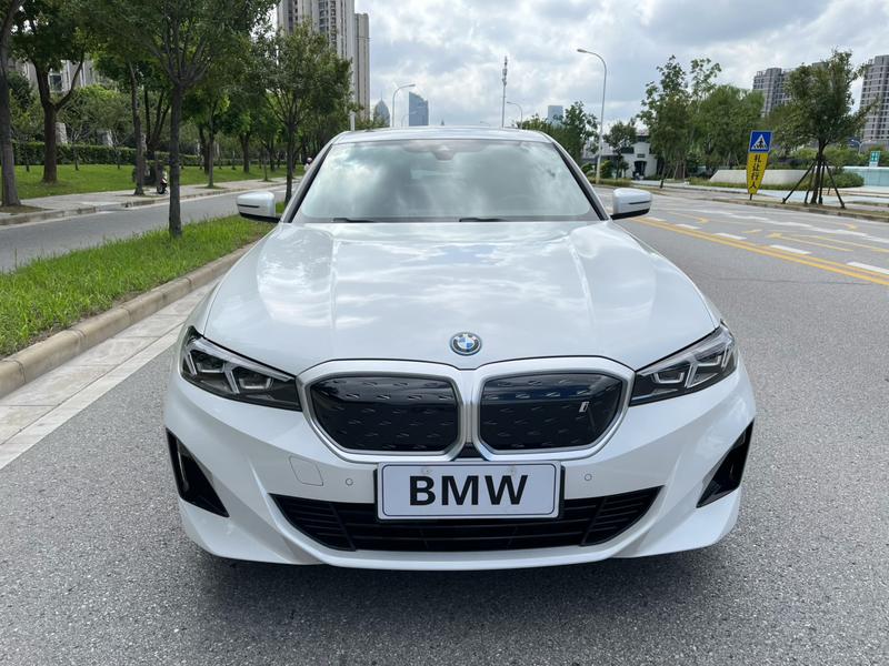 BMW i3, 2022 — фото 2 из 12