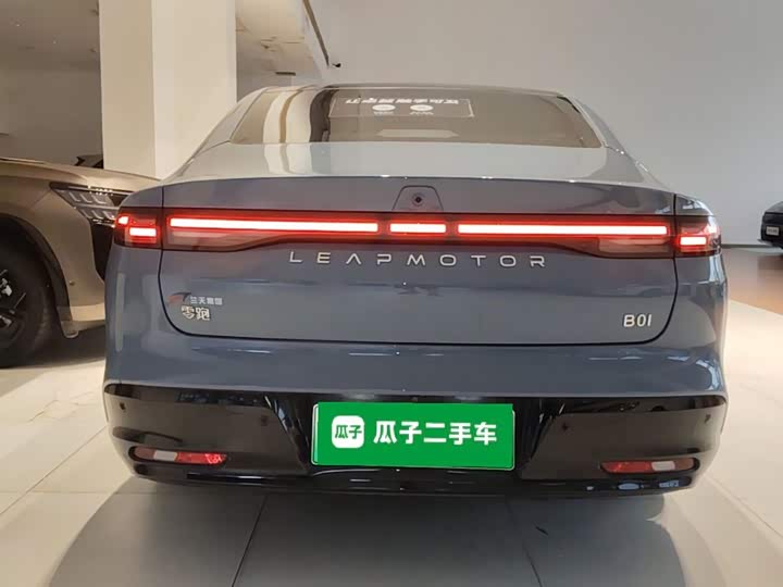 Leapmotor B01, 2025 — фото 6 из 9