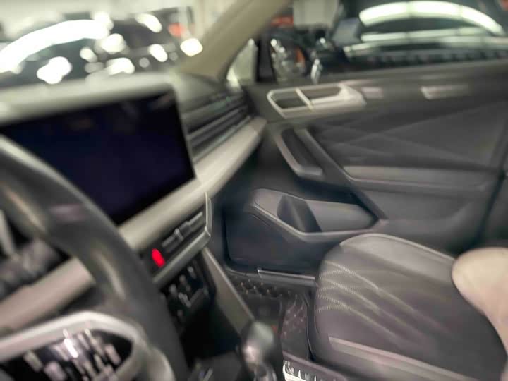 Volkswagen Tiguan L Pro, 2022 — фото 9 из 9