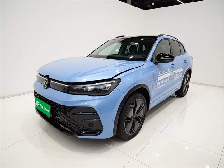 Volkswagen Tiguan L Pro, 2024 — фото 2 из 9