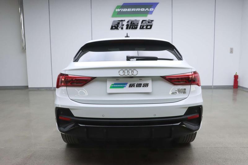 Audi Q3 Sportback, 2022 — фото 5 из 12