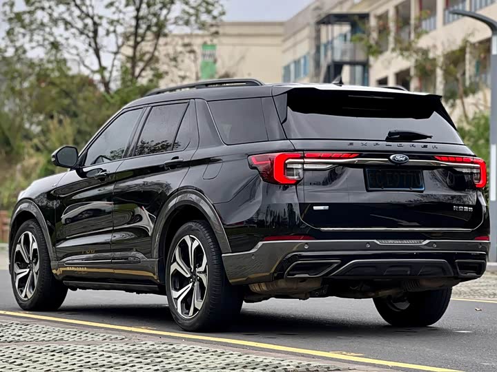 Ford Explorer, 2022 — фото 5 из 9