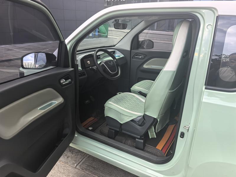 Wuling Mini EV, 2023 — фото 9 из 12