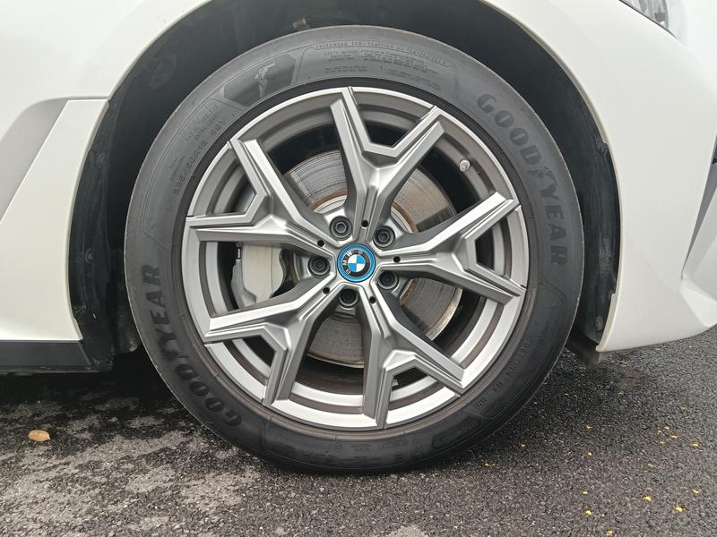 BMW i3, 2022 — фото 9 из 12