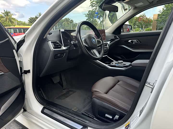 BMW i3, 2022 — фото 5 из 9