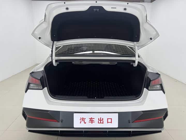 Hyundai Elantra N line, 2023 — фото 8 из 9