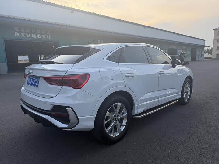 Audi Q3 Sportback, 2021 — фото 5 из 9