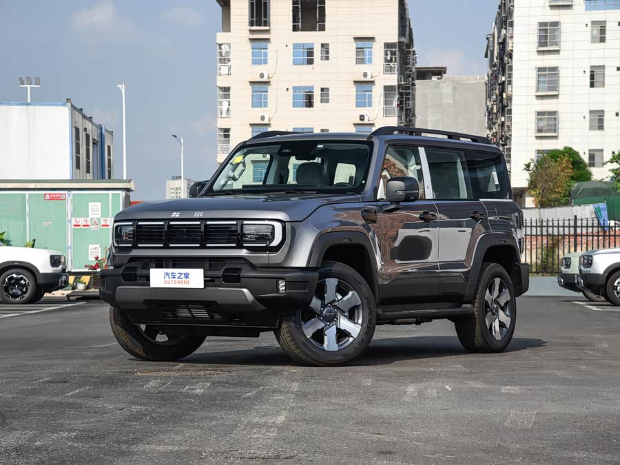 BAIC Beijing BJ40 Hybrid, 2026 — купить в Туле под ключ