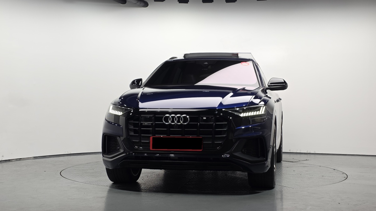 Audi Q8, 2023 — фото 3 из 12