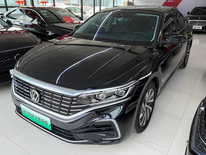 Volkswagen Passat Hybrid, 2021 — купить в Самаре под ключ
