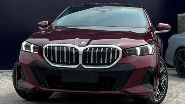 BMW 5 Serii, 2025