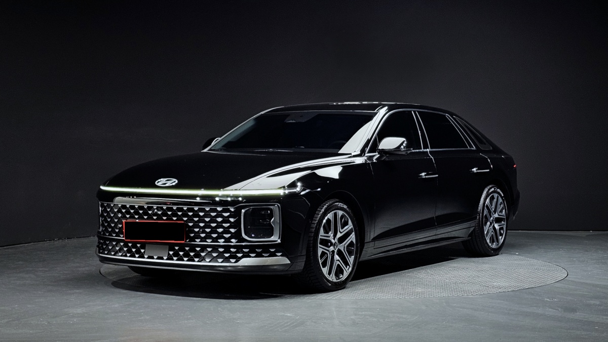 Hyundai Grandeur, 2023 — купить в Воронеже под ключ