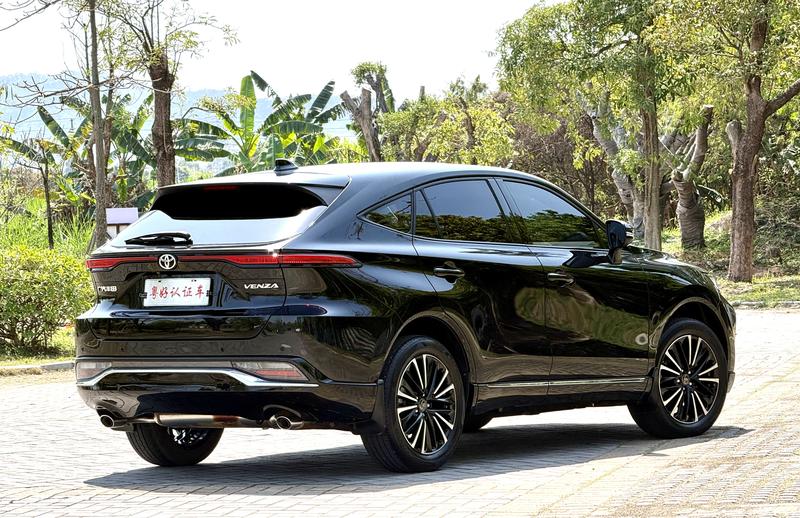 Toyota Venza, 2023 — фото 7 из 12