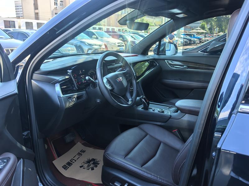 Cadillac XT6, 2022 — фото 10 из 12