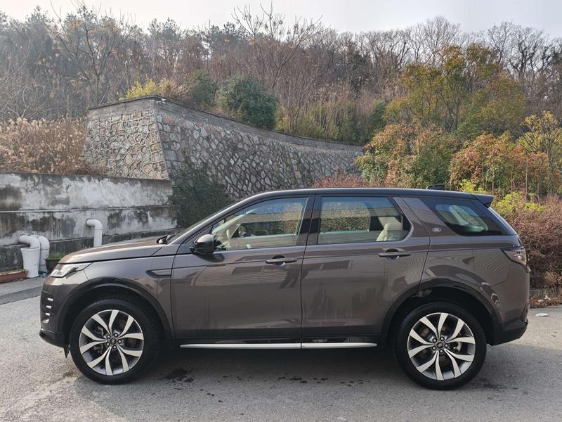 Land Rover Discovery Sport, 2023 — фото 3 из 10