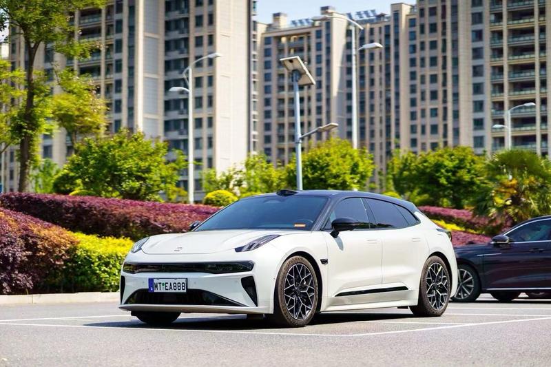 Zeekr 001, 2024 — купить в Санкт-Петербурге под ключ