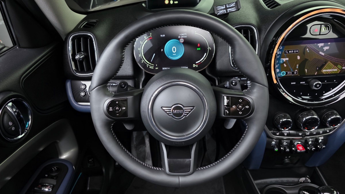 Mini Countryman, 2023 — фото 12 из 12