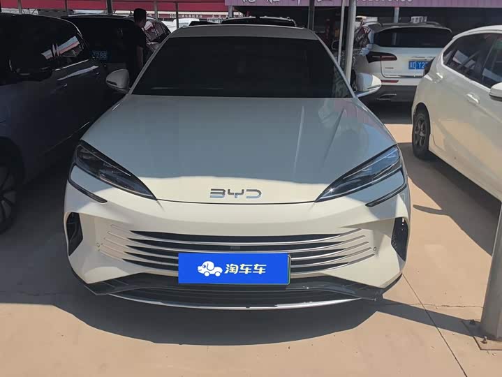 BYD Seal 07 DM-i Hybrid, 2024 — фото 2 из 9