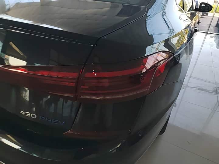 Volkswagen Passat Hybrid, 2025 — фото 8 из 9