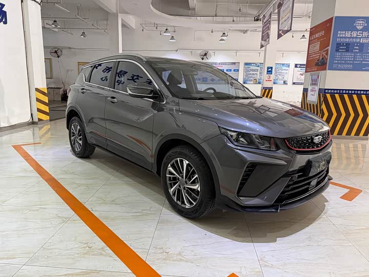 Geely Coolray, 2022 — фото 3 из 9