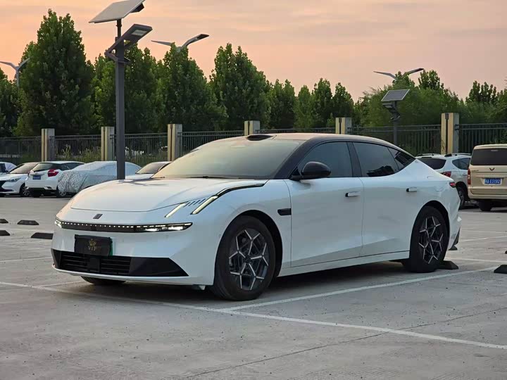 Lynk & Co 30 EM-P Hybrid, 2025 — купить в Смоленске под ключ