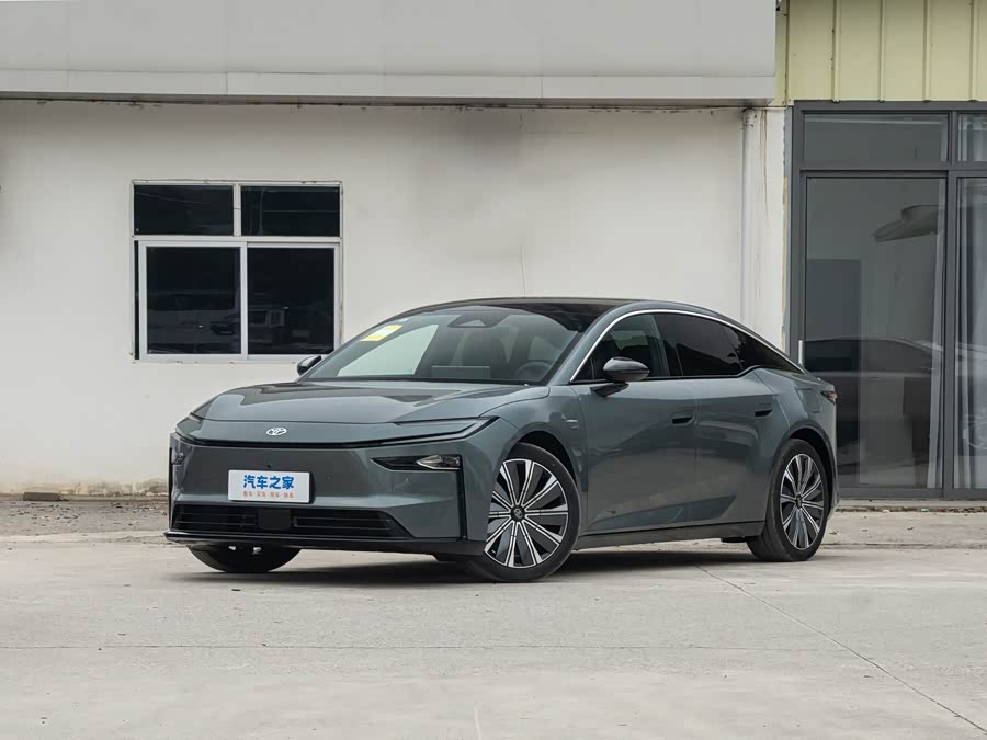 Toyota bZ7, 2026 — купить в Кирове под ключ