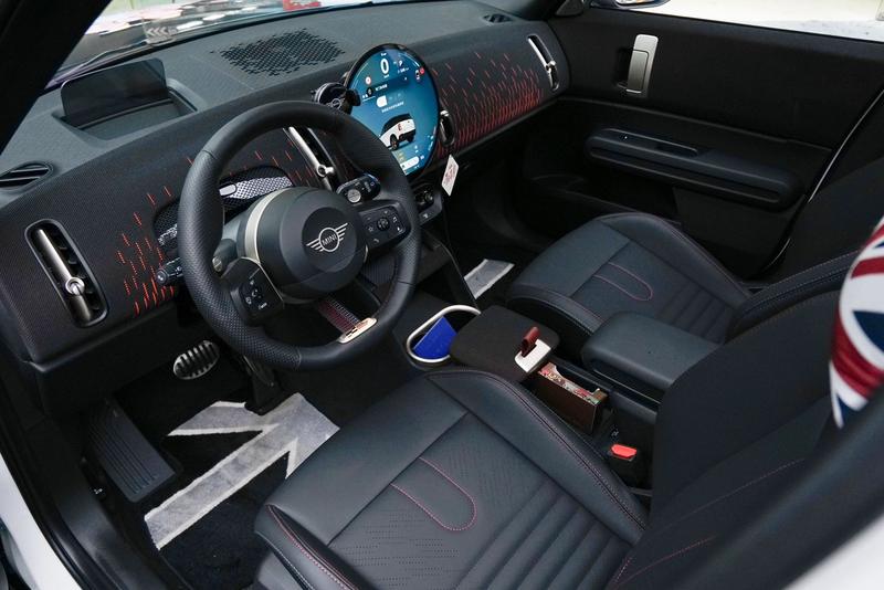 Mini Countryman JCW, 2025 — фото 5 из 11